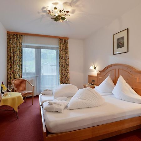 Hotel Schwarzer Adler Hippach Oda fotoğraf