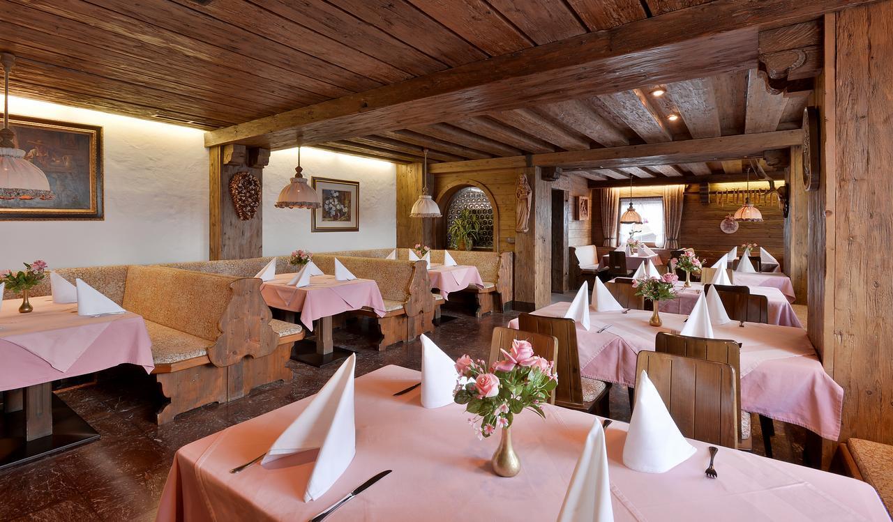 Hotel Schwarzer Adler Hippach Dış mekan fotoğraf